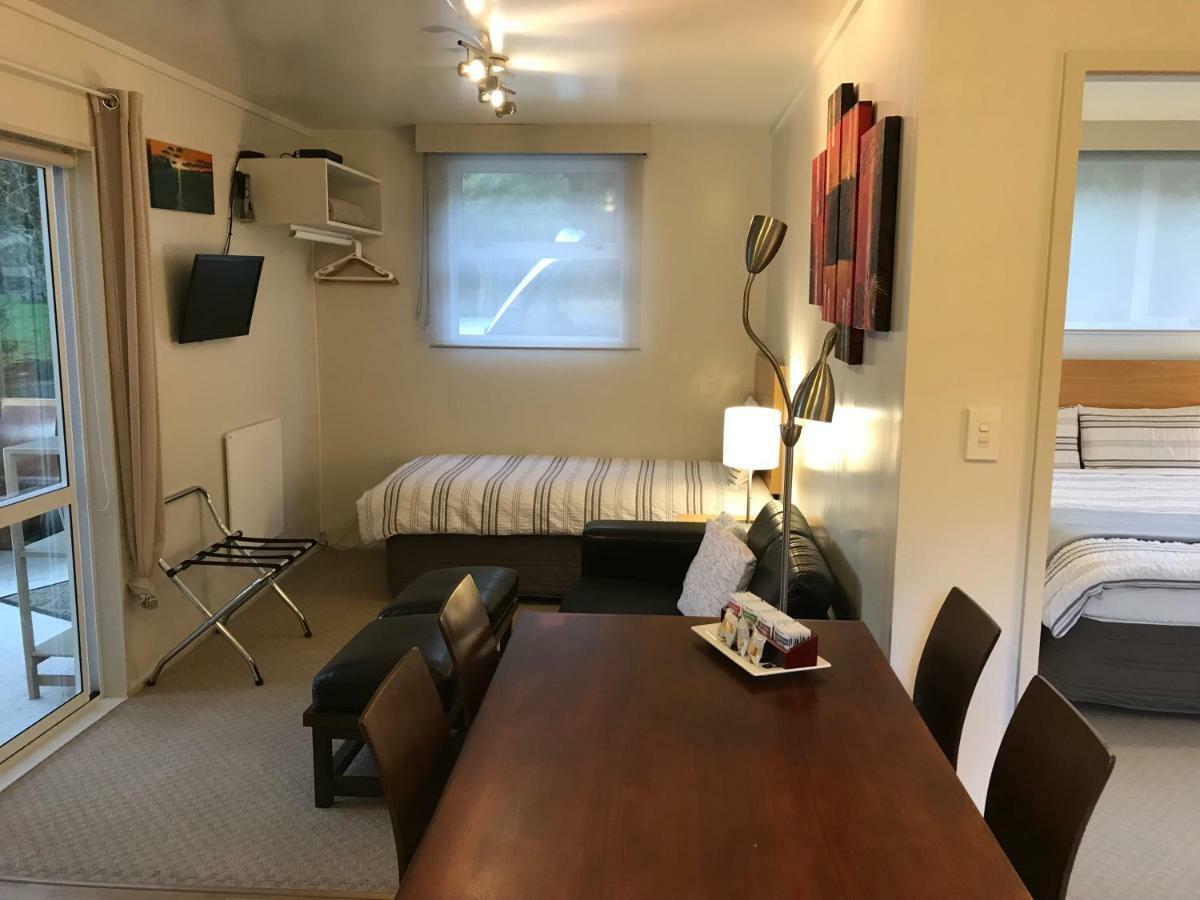 Angie'S Rural Retreat Hotel Wainuiomata Luaran gambar